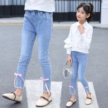 Load image into Gallery viewer, 2020 Autumn Winter Teenage Children Girls Jeans Kids Elastic Waist Cute Pants New Skinny Jeans For Girls Casual Trousers K208