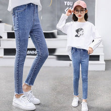 Load image into Gallery viewer, 2020 Autumn Winter Teenage Children Girls Jeans Kids Elastic Waist Cute Pants New Skinny Jeans For Girls Casual Trousers K208