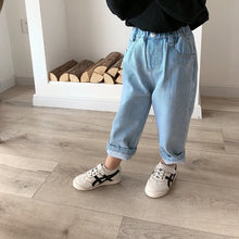 Load image into Gallery viewer, 3345 Children's One Button Jeans Fashion Boys' And Girls' Spring Pants Korean Casual Dad Pants 2020 Spring New
